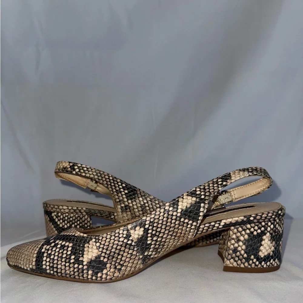 Isaac Mizrahi Elegant Snakeskin Slingback Heels Size 8.5 - Picture 2 of 12